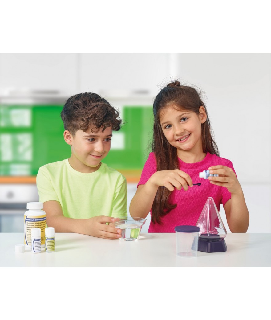 Brainstorm - Light-up Crystal Lab